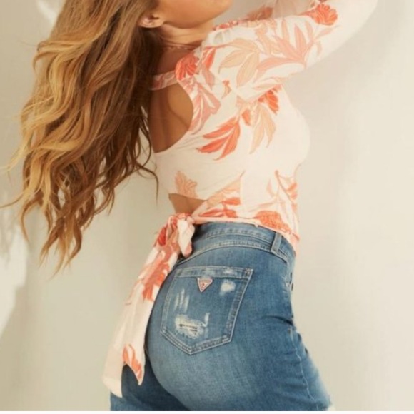 Guess top ,Size S - Picture 3 of 5